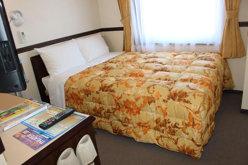 Toyoko Inn Saitama Iwatsuki Ekimae Eksteriør billede